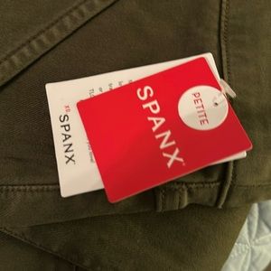 Stretch twill cargo pants